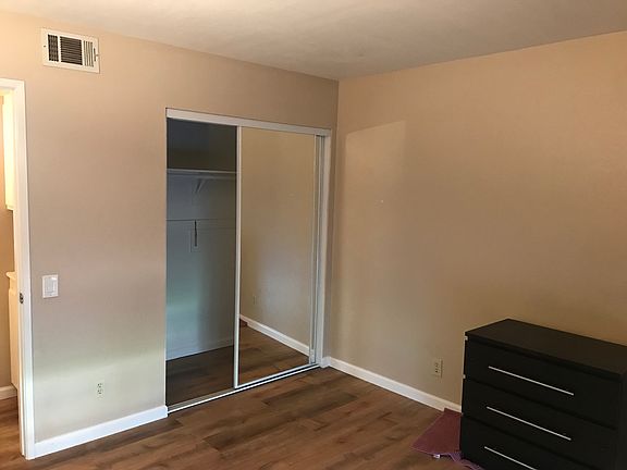 2nd image of 4101 Apricot Dr