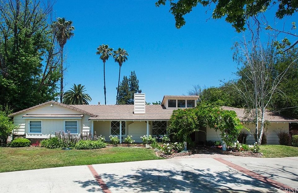 1st image of 22855 Califa St