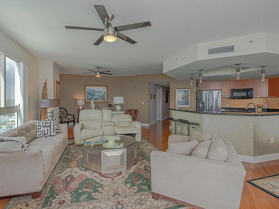 5th image of 241 Riverside Dr Unit 1001