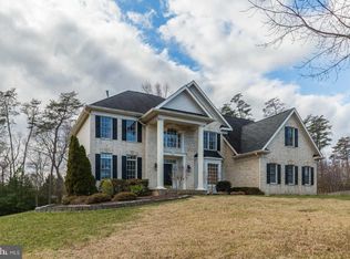 9321 Weirich Rd, Fairfax, VA 22032