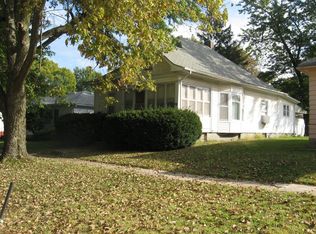 703 S 3rd St, Fairfield, IA 52556