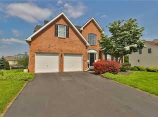 110 McNair Cir, Northampton, PA 18067