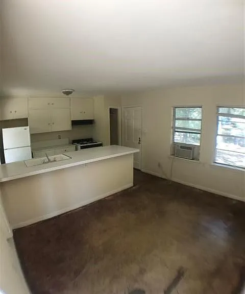 917 Keith Ln #C — Photo 2