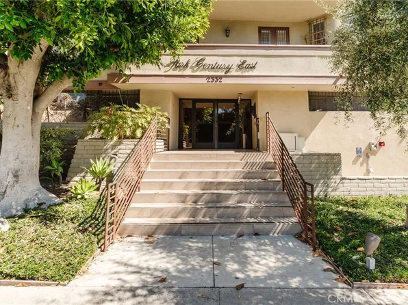 2332 Fox Hills Dr APT 103, Los Angeles, CA 90064