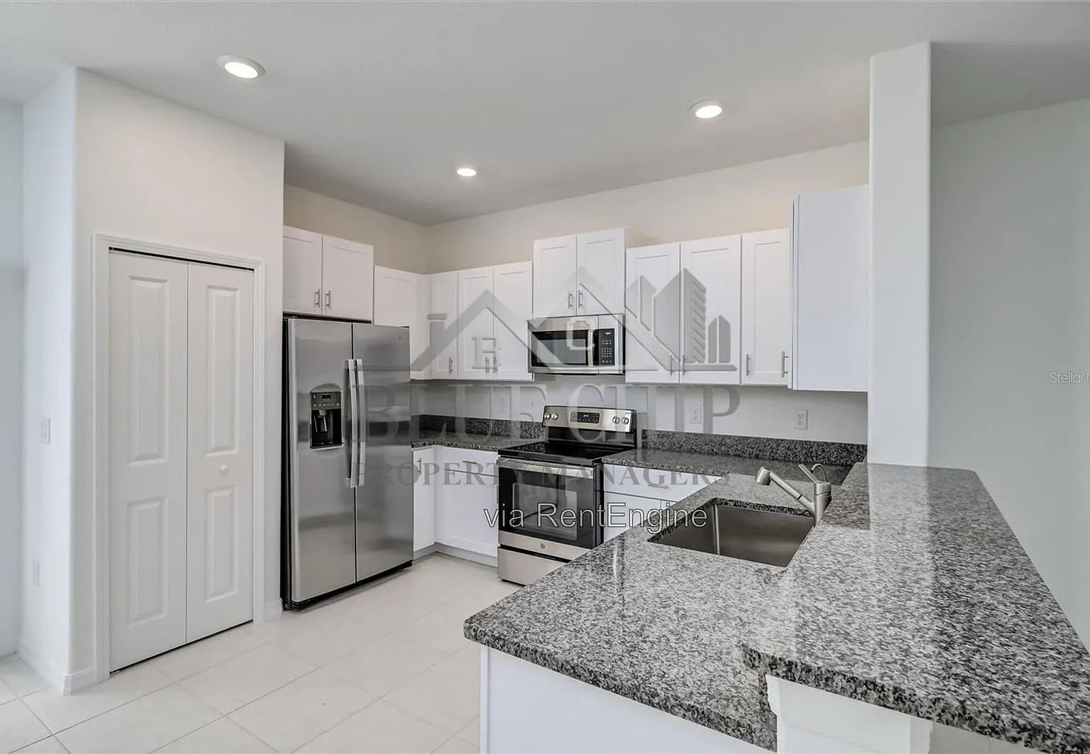 3 bed, 2.5 bath, 1634 sqft, $2,150 — Photo 4