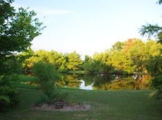 10801 W Walnut Grove Ln, Rocheport, MO 65279