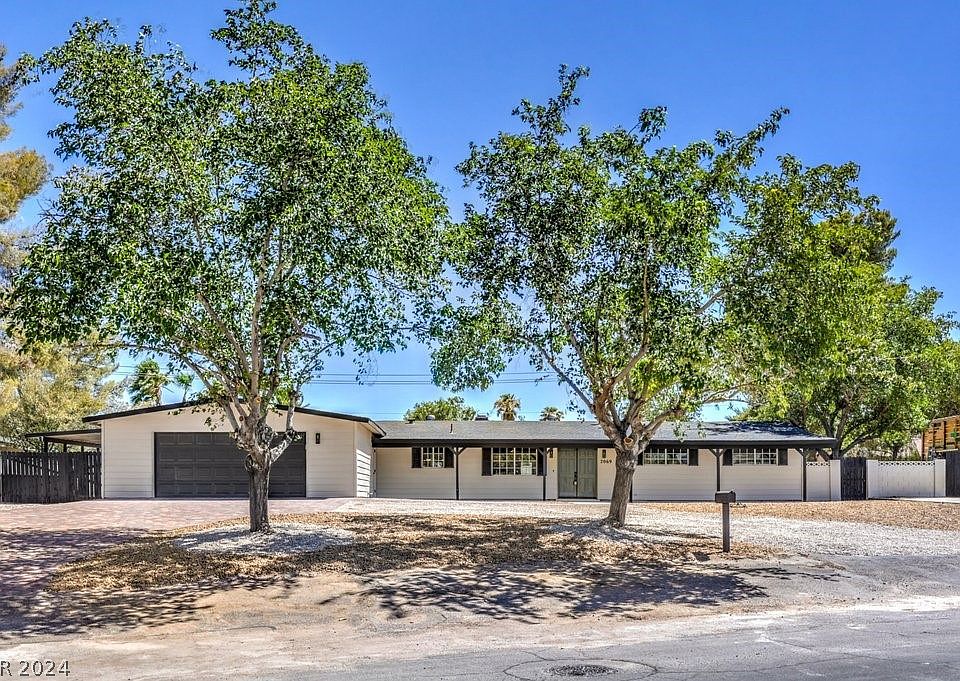 1st image of 2069 Gabriel Dr