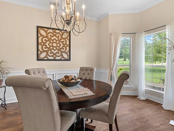 2nd image of 831 B K Pickering Dr