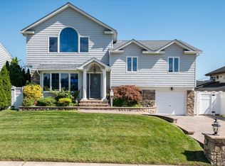 3235 Ilene Lane, Levittown, NY 11756