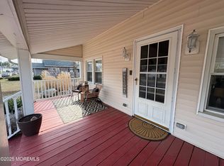 16 Five Points Rd, Freehold, NJ 07728