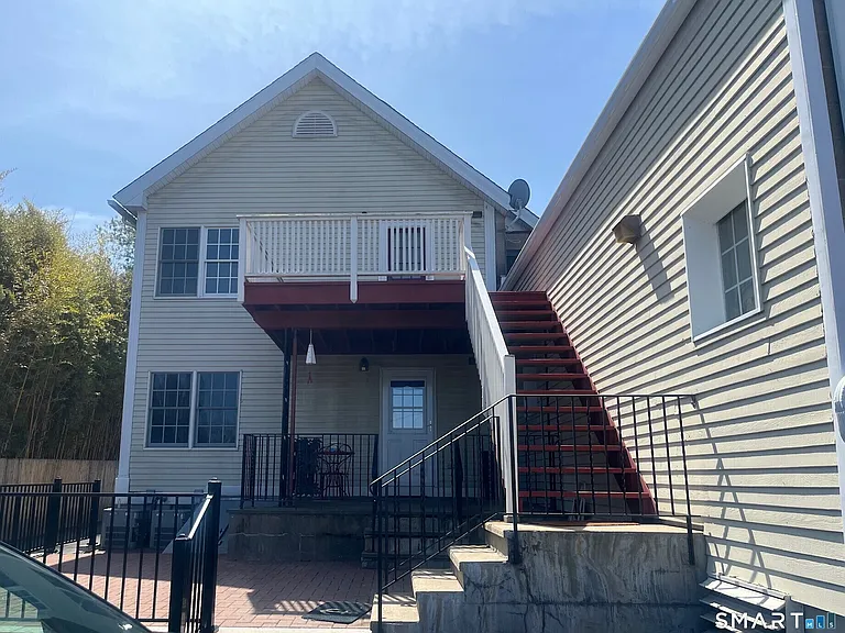 56 East Ave — Photo 17