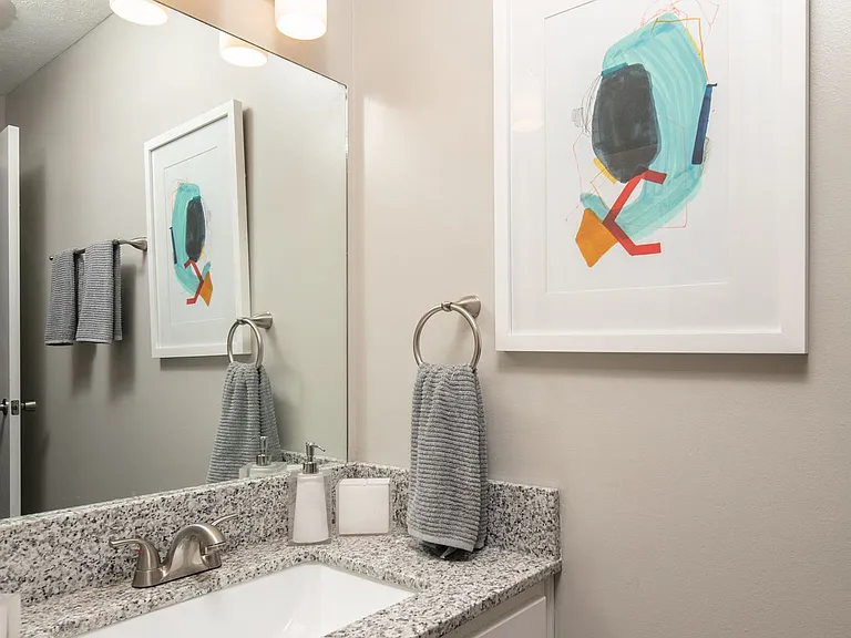 Elevate at NuLu Apartment Homes — Photo 16