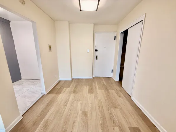 2400 East 3rd Street image 4 of 11