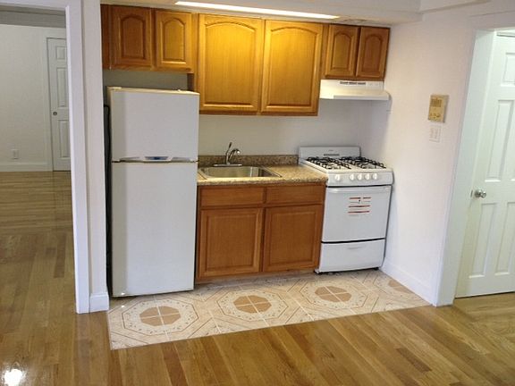 3rd image of 108-02 72nd Ave #3D