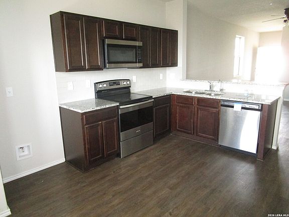 4th image of 2434 PINK PEARL DR