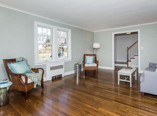 133 Pleasantview Ave, Longmeadow, MA 01106