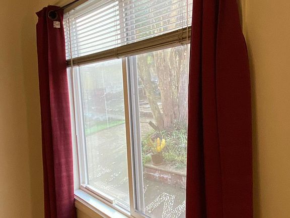 2nd image of 534 Bright St