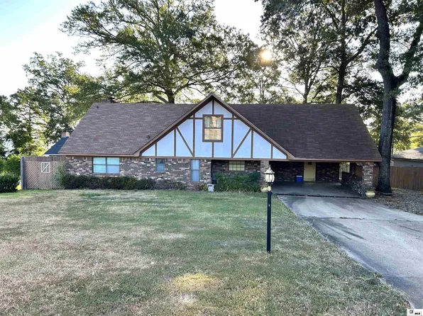 1029 Scotts Hideaway Rd, Farmerville, LA 71241