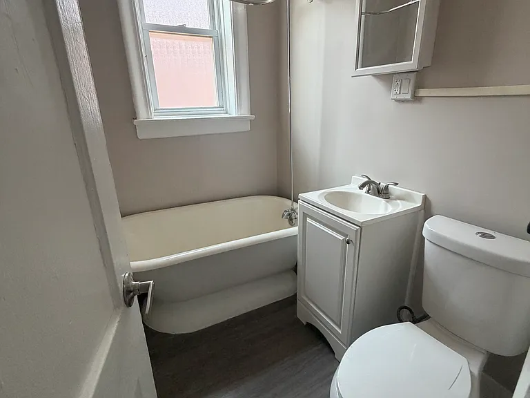 104 Belmont Ave #C4 — Photo 6
