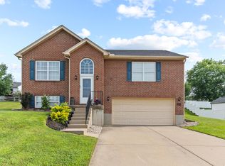 504 Rosebud Cir, Walton, KY 41094