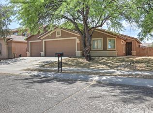 6443 W Elk Falls Way, Tucson, AZ 85757