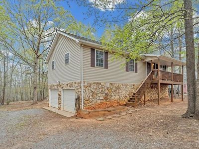 (Undisclosed Address), Moneta, VA, 24121