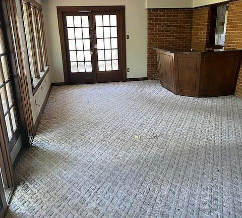 4th image of 1504 Camellia Dr