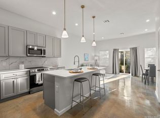 1002 Morningside Dr #4, Terrell Hills, TX 78209