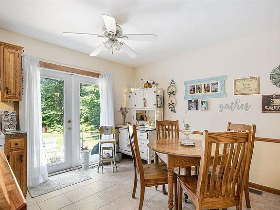 2nd image of 1055 Minkin Dr