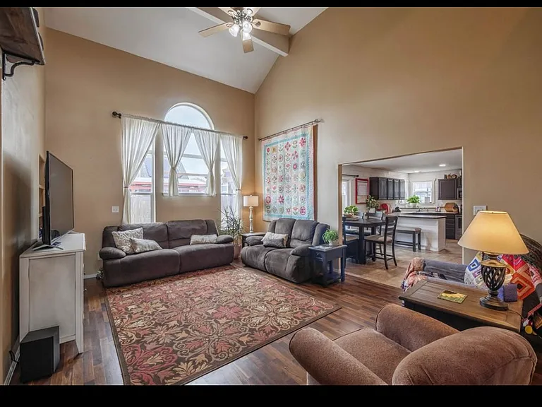 3060 Joel Ct — Photo 25