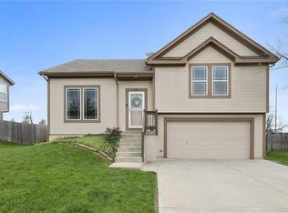 720 N Olive St, Gardner, KS 66030