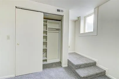3 E Spring St — Photo 16