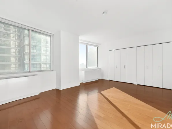 80 Dekalb Avenue image 4 of 22