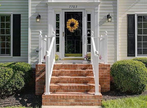 2nd image of 7703 Hungary Woods Pl