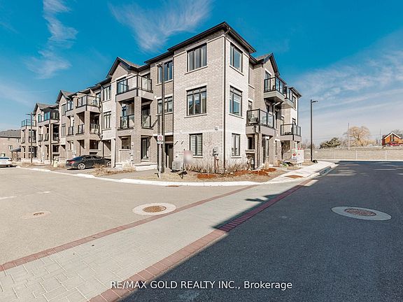 3rd image of 585 Colborne St E #1007