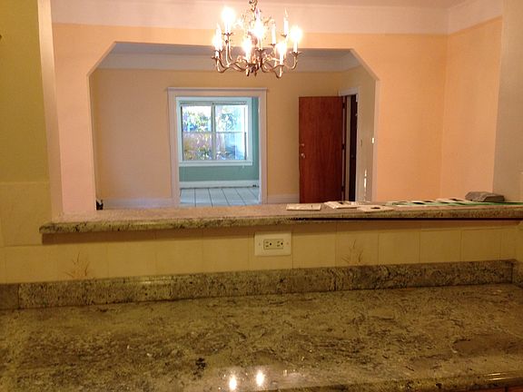 3rd image of 2229 37th St