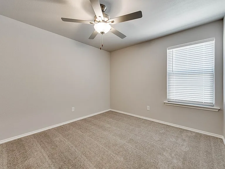 8211 E County Road 111 — Photo 15