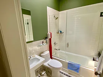 Rented by Nest Seekers International