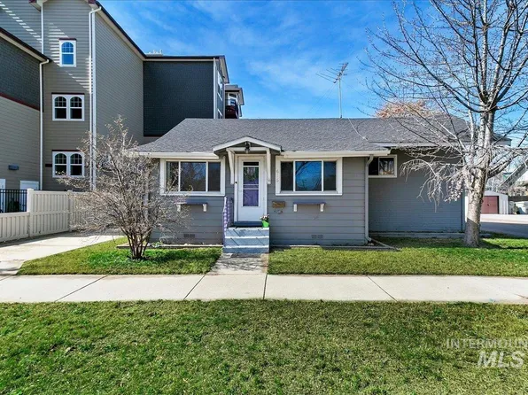 616 S 9th Ave, Caldwell, ID 83605