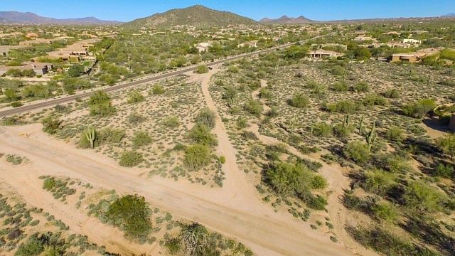 1st image of 7551 E Dixileta Dr