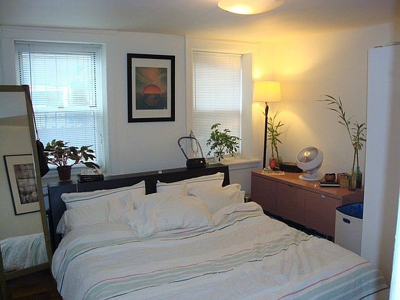 5th image of 566 Henry St APT 1