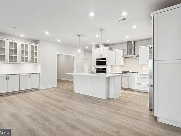 5th image of 110 Boatswain Way #3012