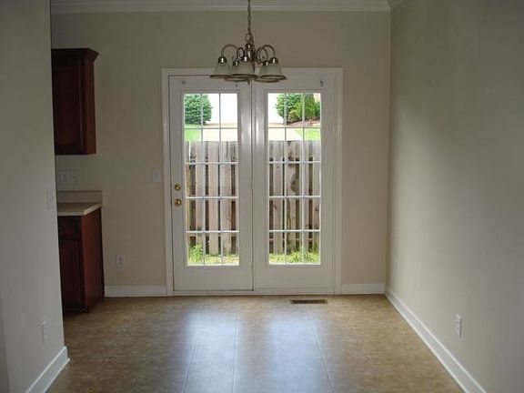 dining area off the kitchen
