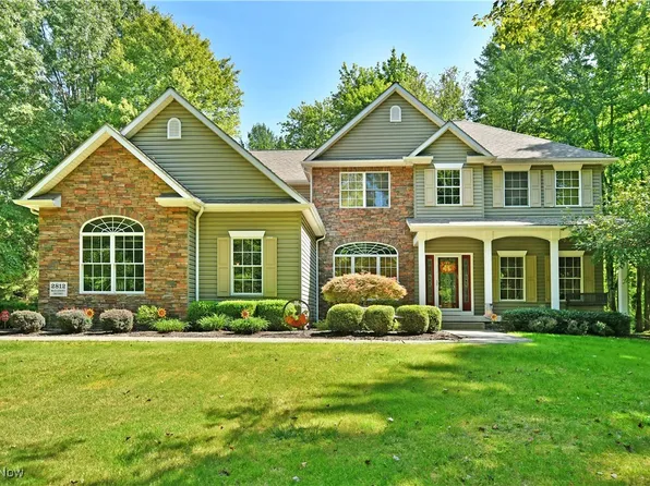 2812 McCleary Jacoby Rd, Cortland, OH 44410