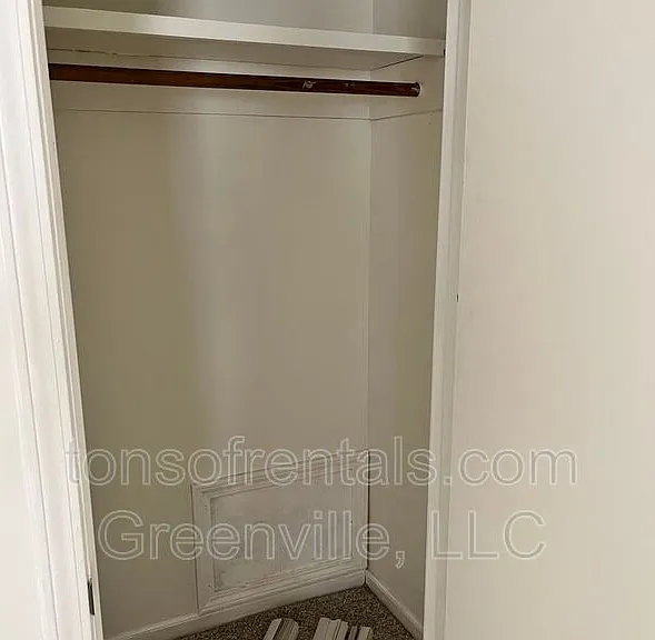 13 Melissa Ct #C — Photo 7