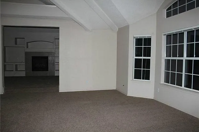 443 Emerald Shore Ln — Photo 11