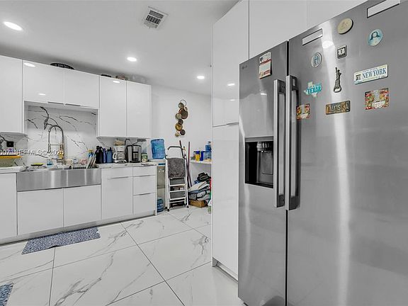 5th image of 1570 NW 132nd St