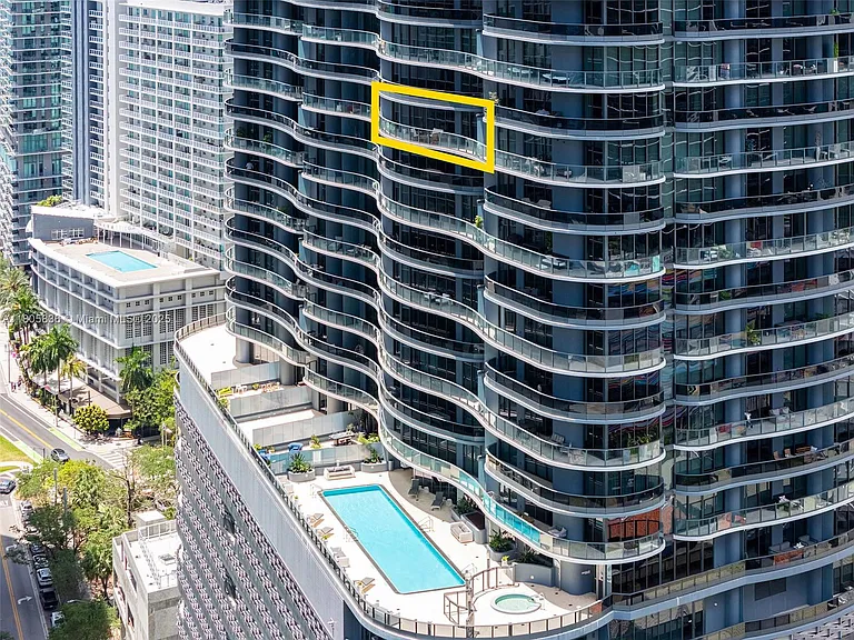 1000 Brickell Plz #2709 — Photo 42