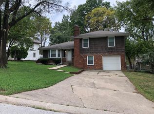 11204 Monroe Ct, Kansas City, MO 64137