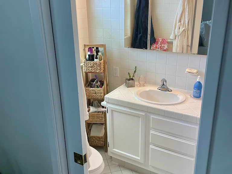 970 Tarento Dr — Photo 7